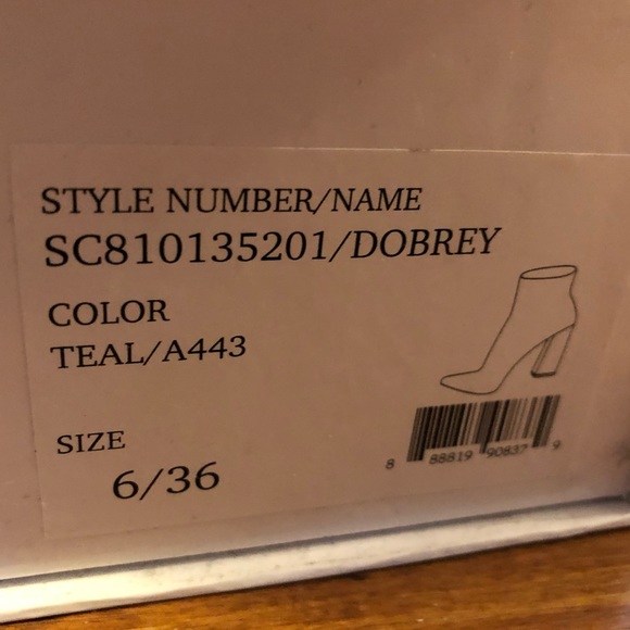 Alice + Olivia -Dobrey Snake-Print Zip Booties 35 - Picture 5 of 5